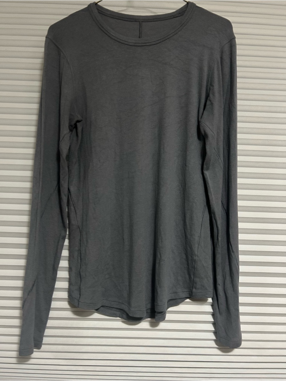 Women’s Lululemon hold tight LS: Solar Gray size 10